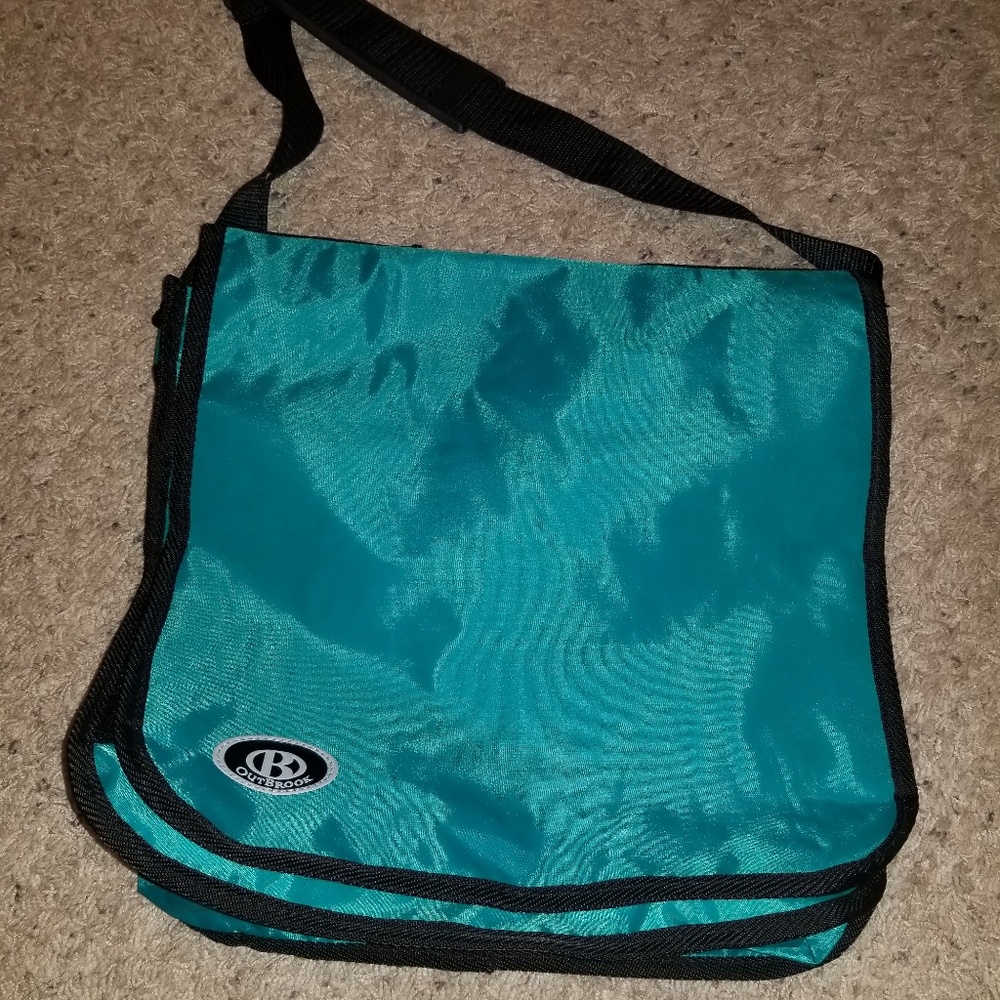 Outbrook Convertable Bag